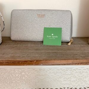 NWT Kate Spade Silver Burgess Court Lacey Wallet